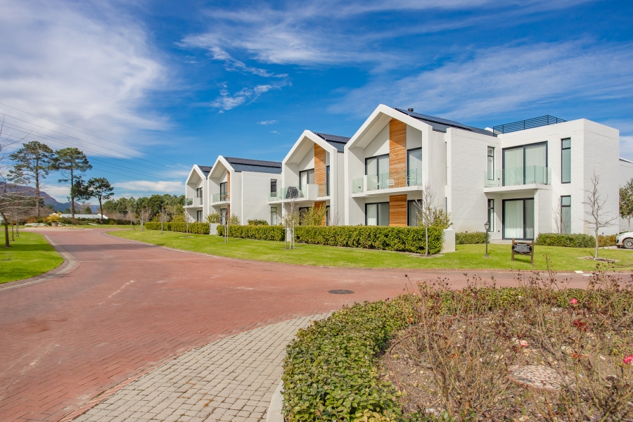 2 Bedroom Property for Sale in Val De Vie Estate Western Cape